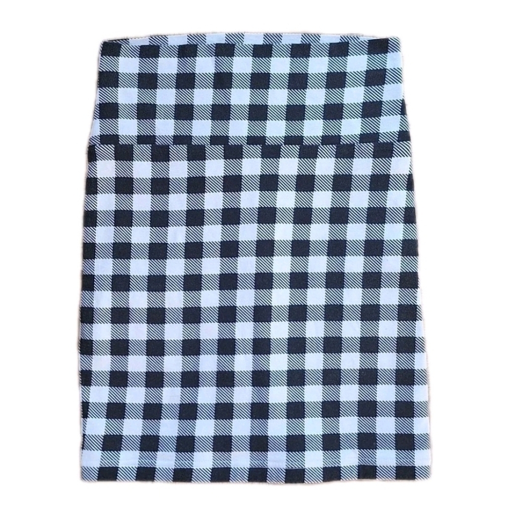 FOREVER 21 BLACK AND WHITE BUFFALO PLAID MINI SKIRT SIZE SMALL